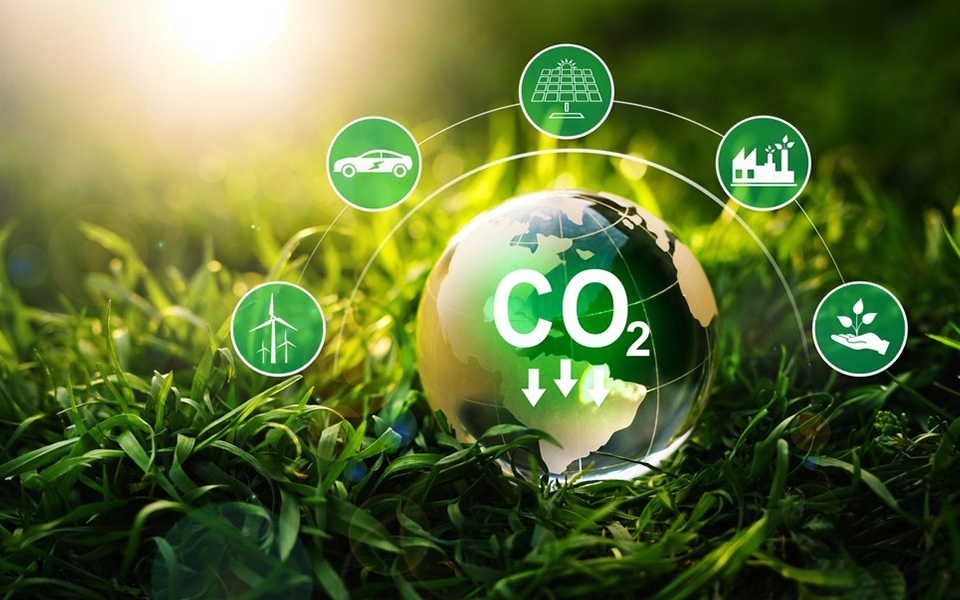 2050年を見据えた、「CO2」対策である、カーボンニュートラルとカーボンリサイクルの取り組みを表した様子